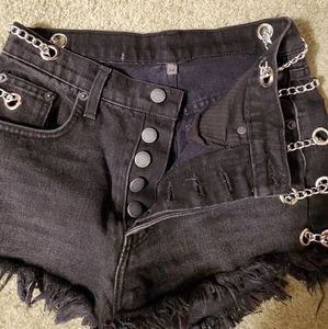 These shorts are too big, giving it away